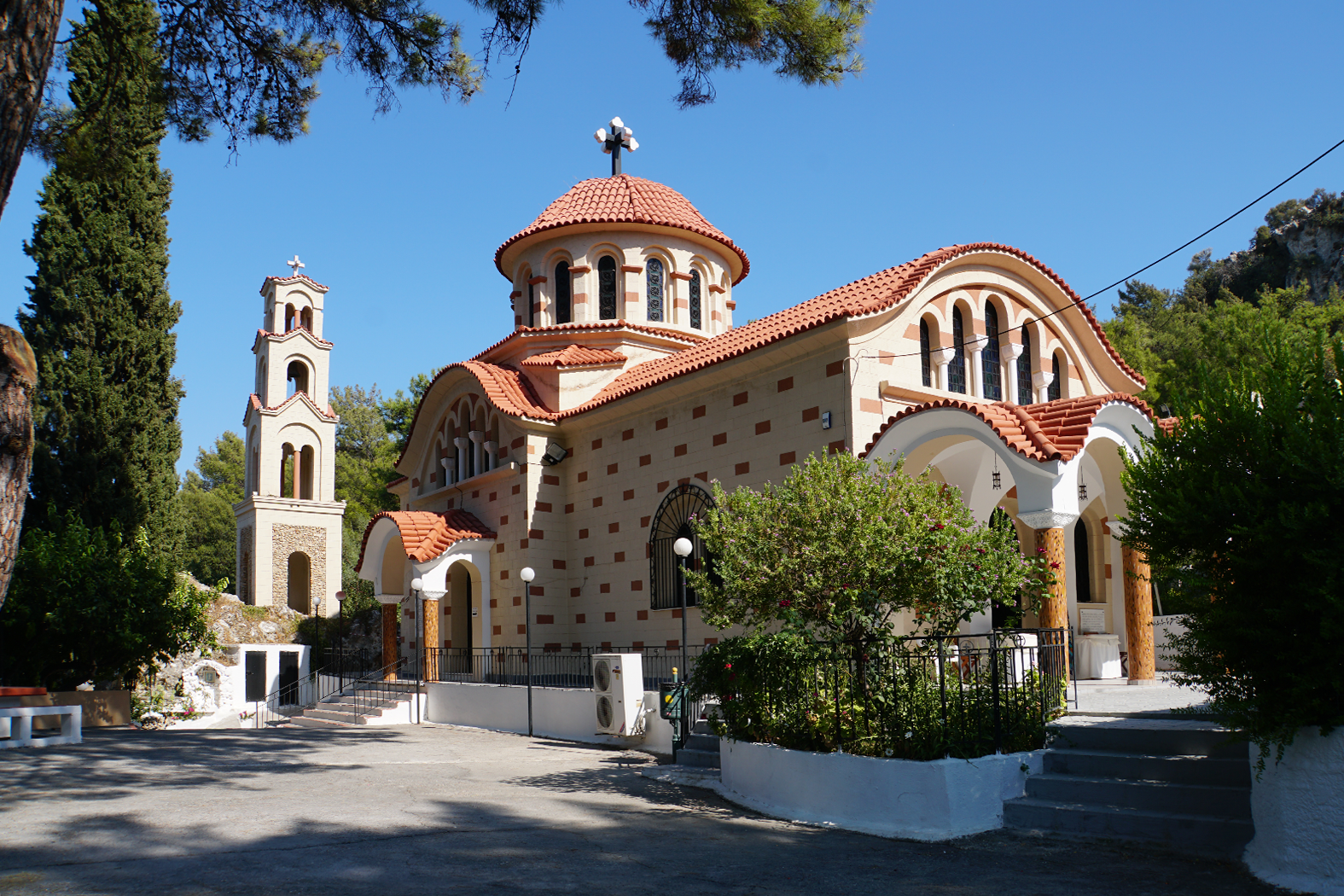 Agios Nektarios