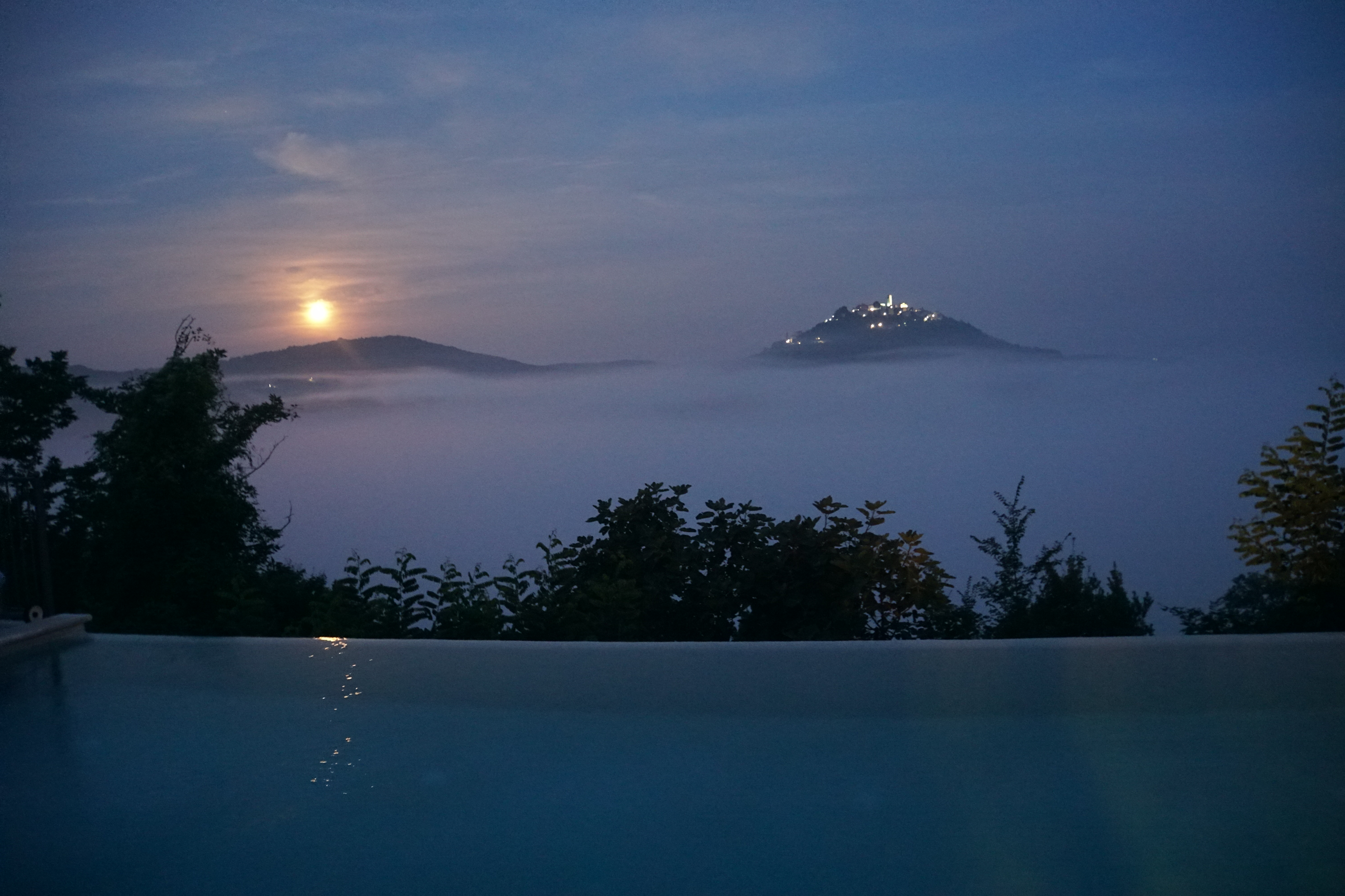 Blick von unserem Bungalow im Sonnenaufgang