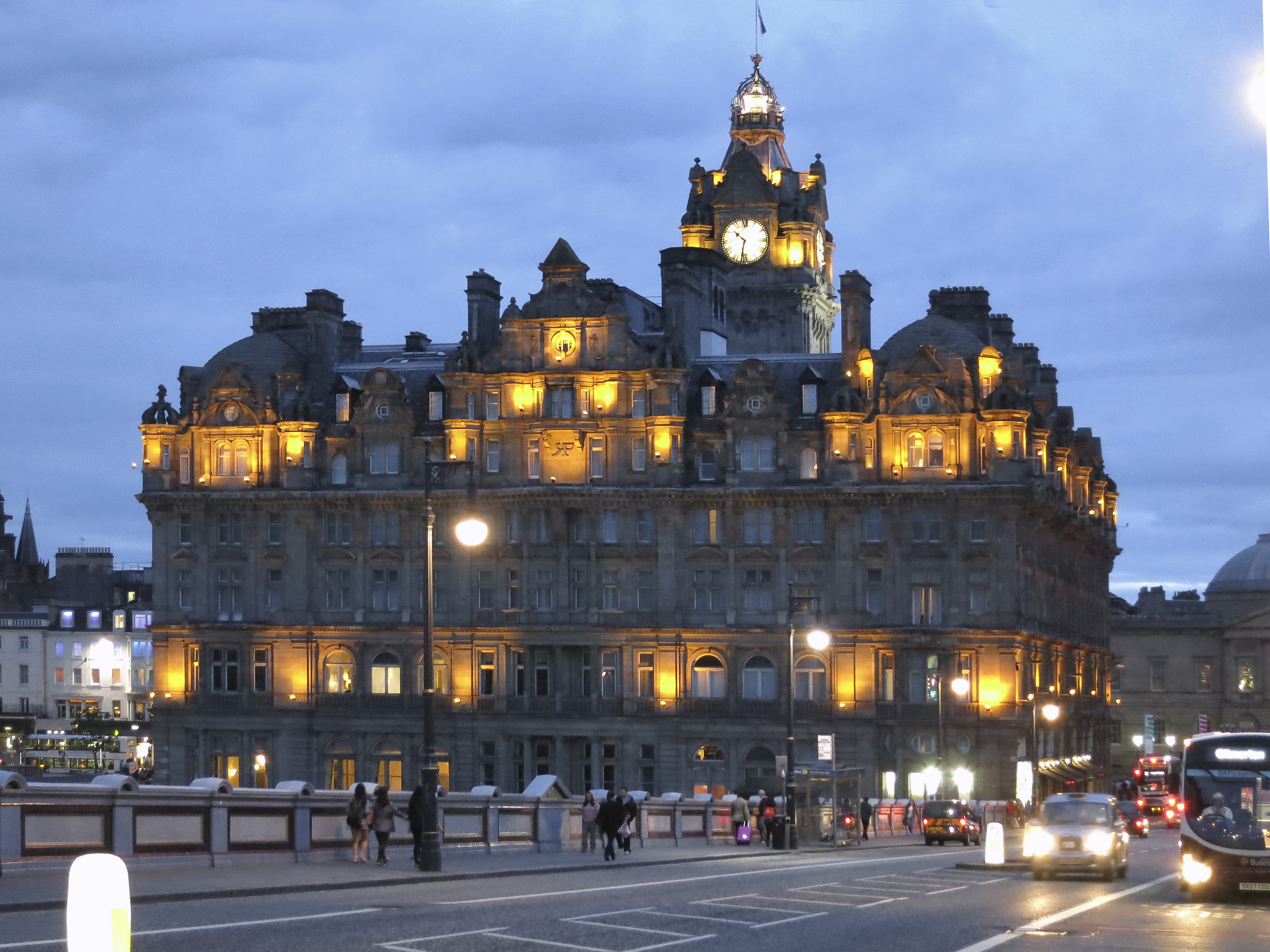 Edinburgh bei Nacht