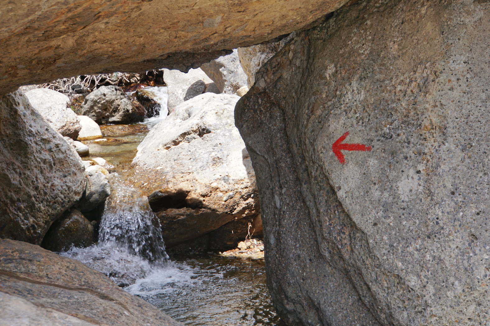 in der Pefki-Schlucht