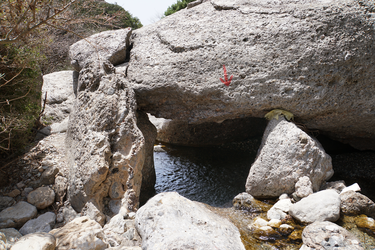 in der Pefki-Schlucht