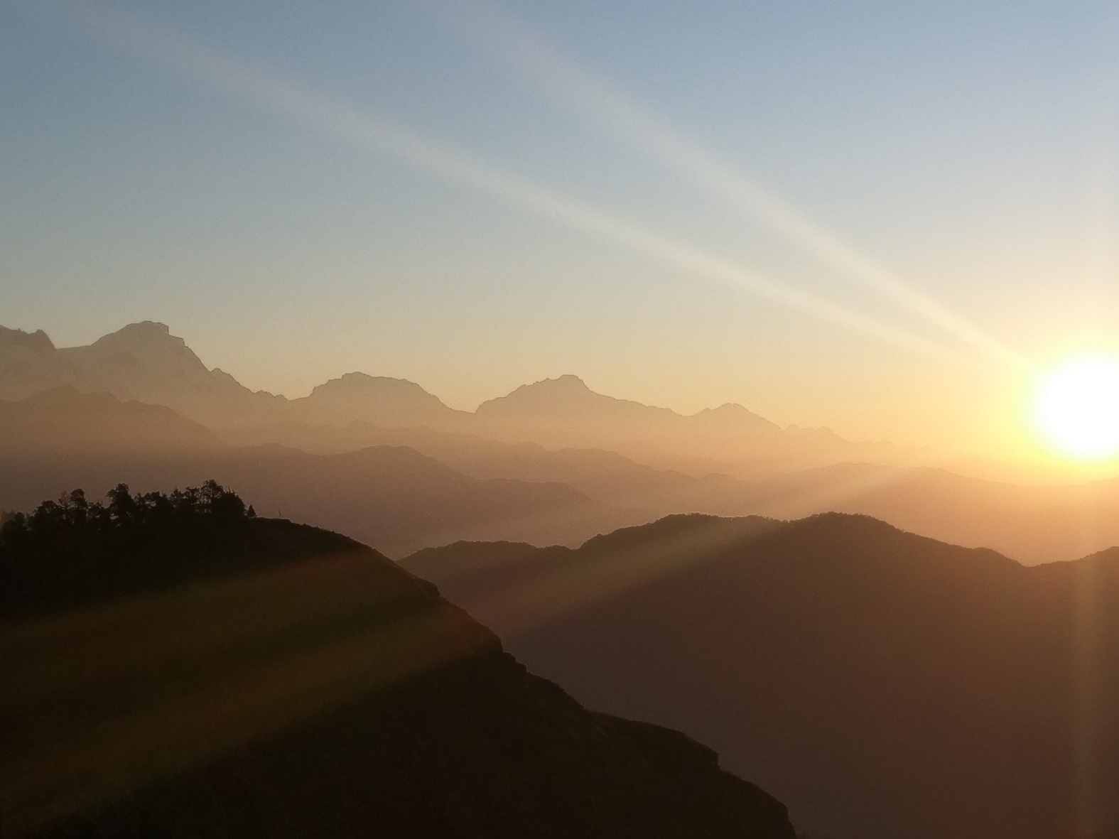 Sonnenaufgang auf dem Mohar Hill