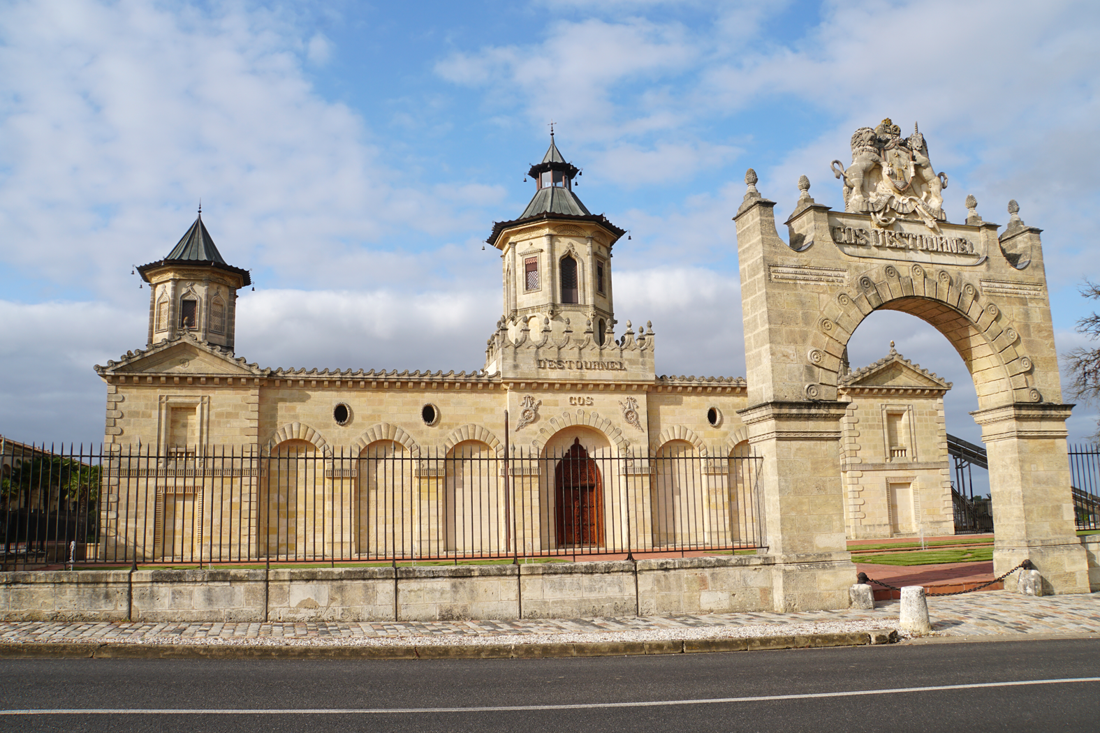 das Chateau Cos d'Estournel