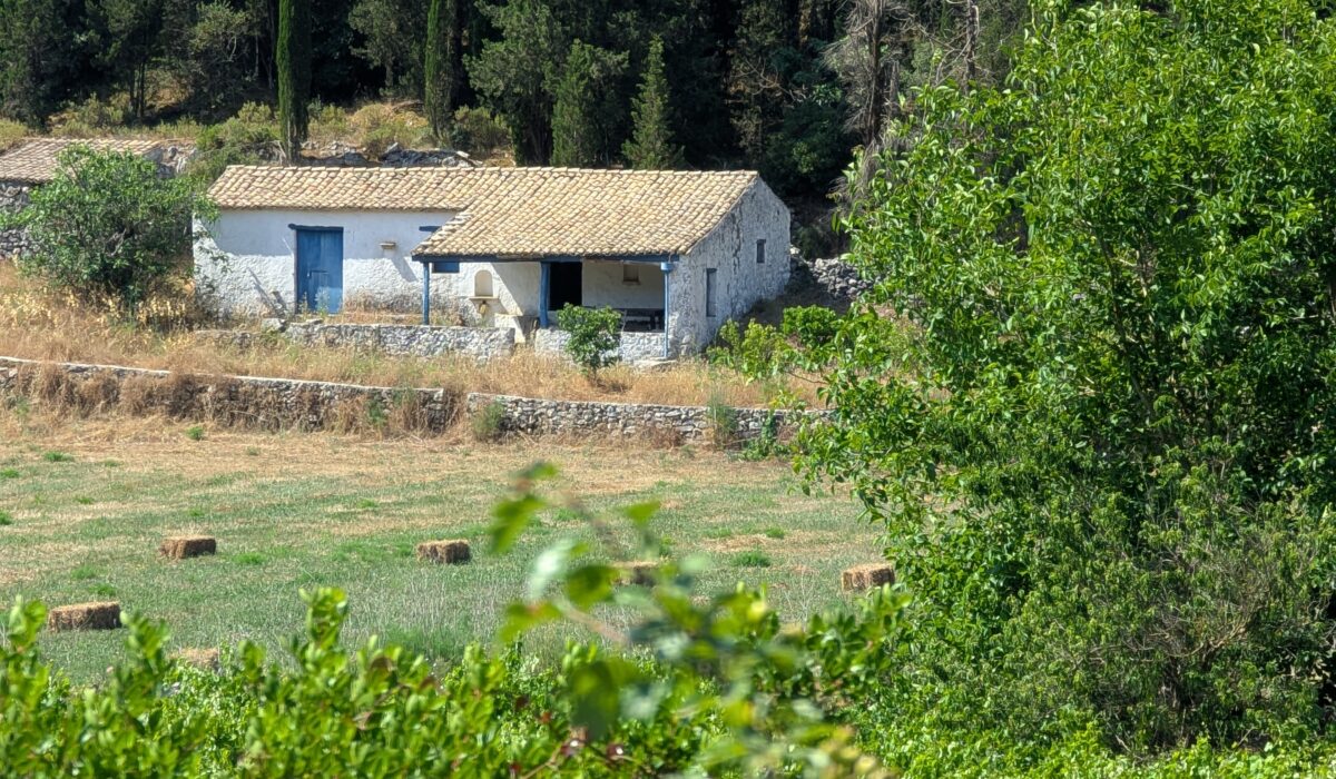 Wanderung zum Kloster Spileotissis