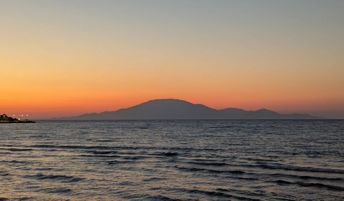 Sonnenuntergang vor dem Hotel - Blick auf Kefalonia
