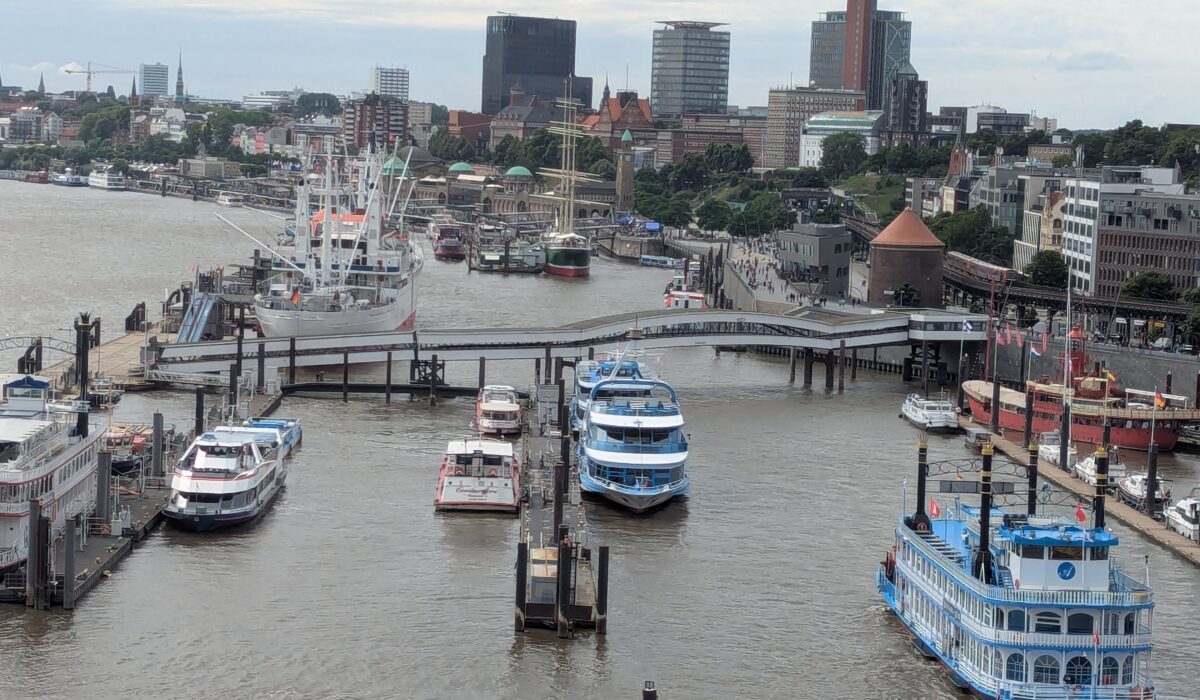 Blick von der Elbphilharmonie