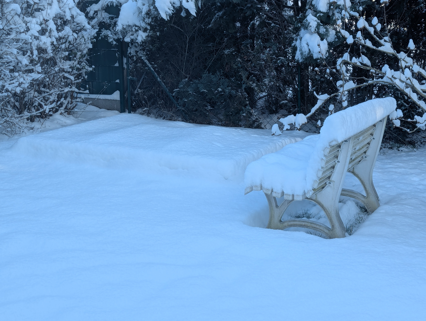 Sandkasten im Winter