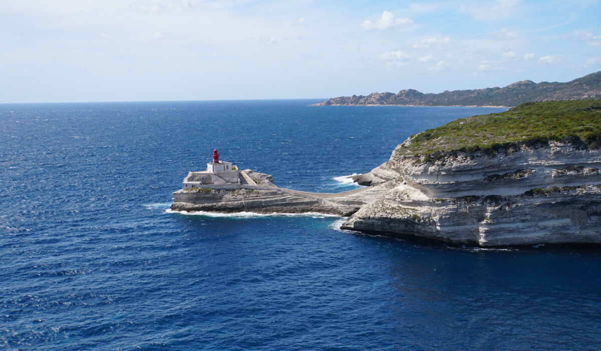 bei Boniacio