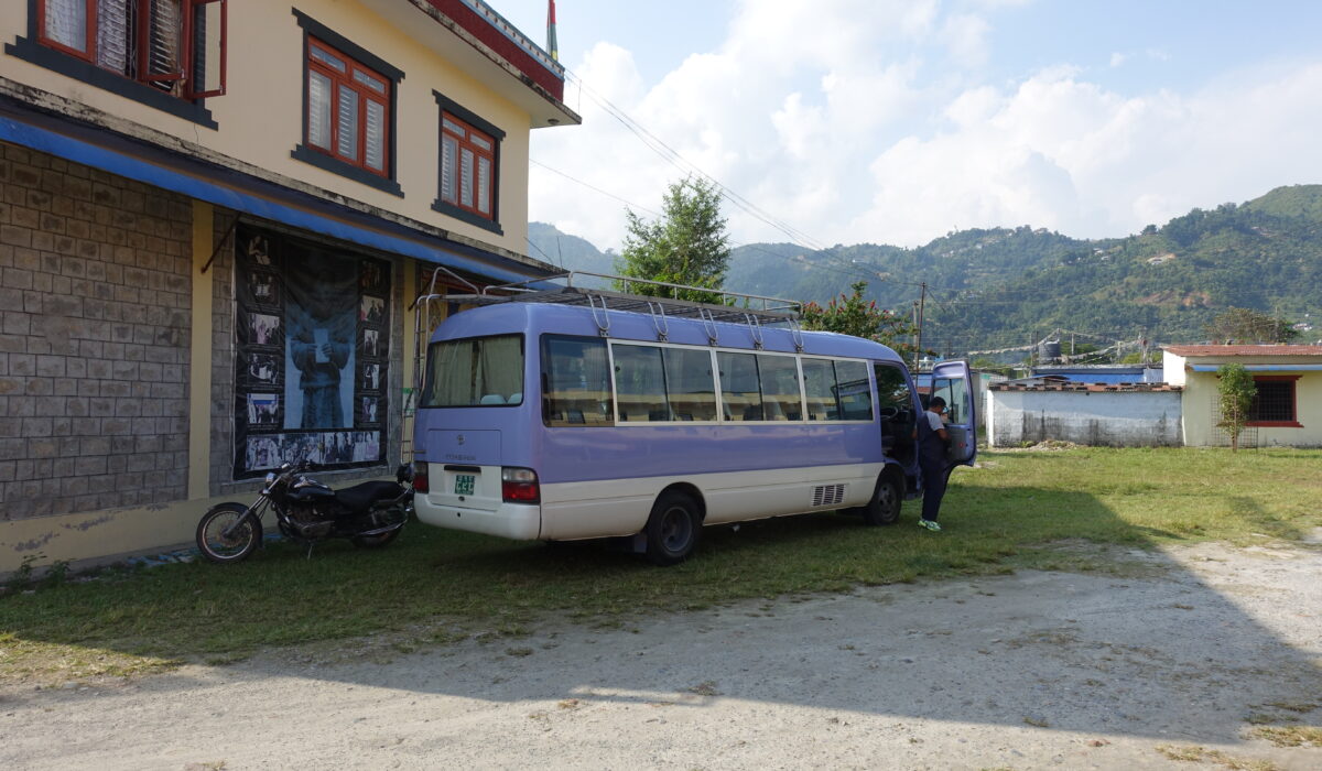 unser Lila Bus