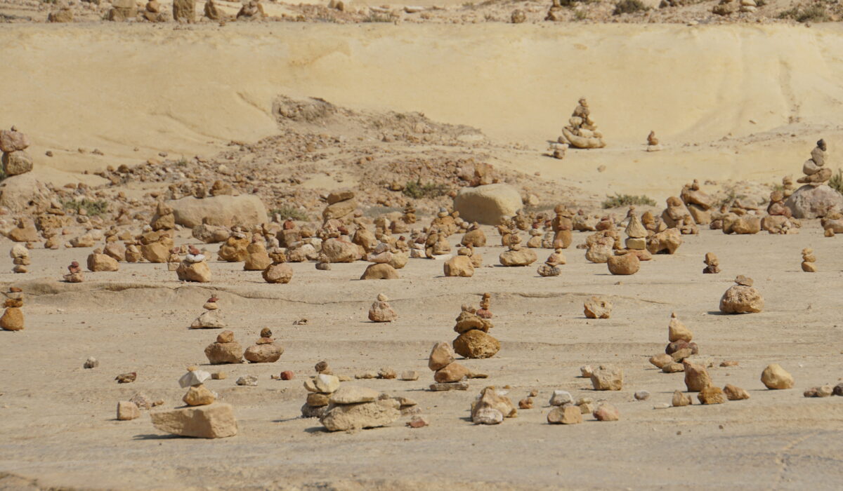 Steinformationen vor den Salinen von Gozo